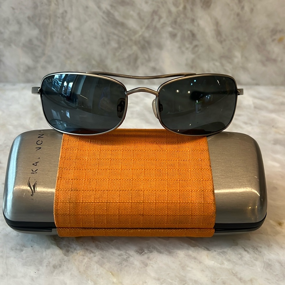 Keanon Polarized, "Basis" sunglasses. Antique Silver color, like new!!